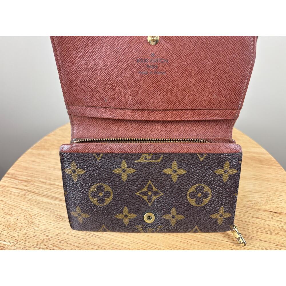 Louis Vuitton Vintage Monogram Porte Monnaie Wallet - Picture 5 of 8